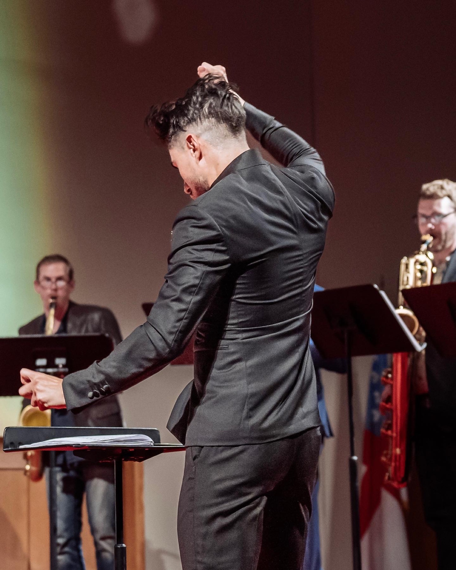 Jonathan Villela conducting gallery image 3