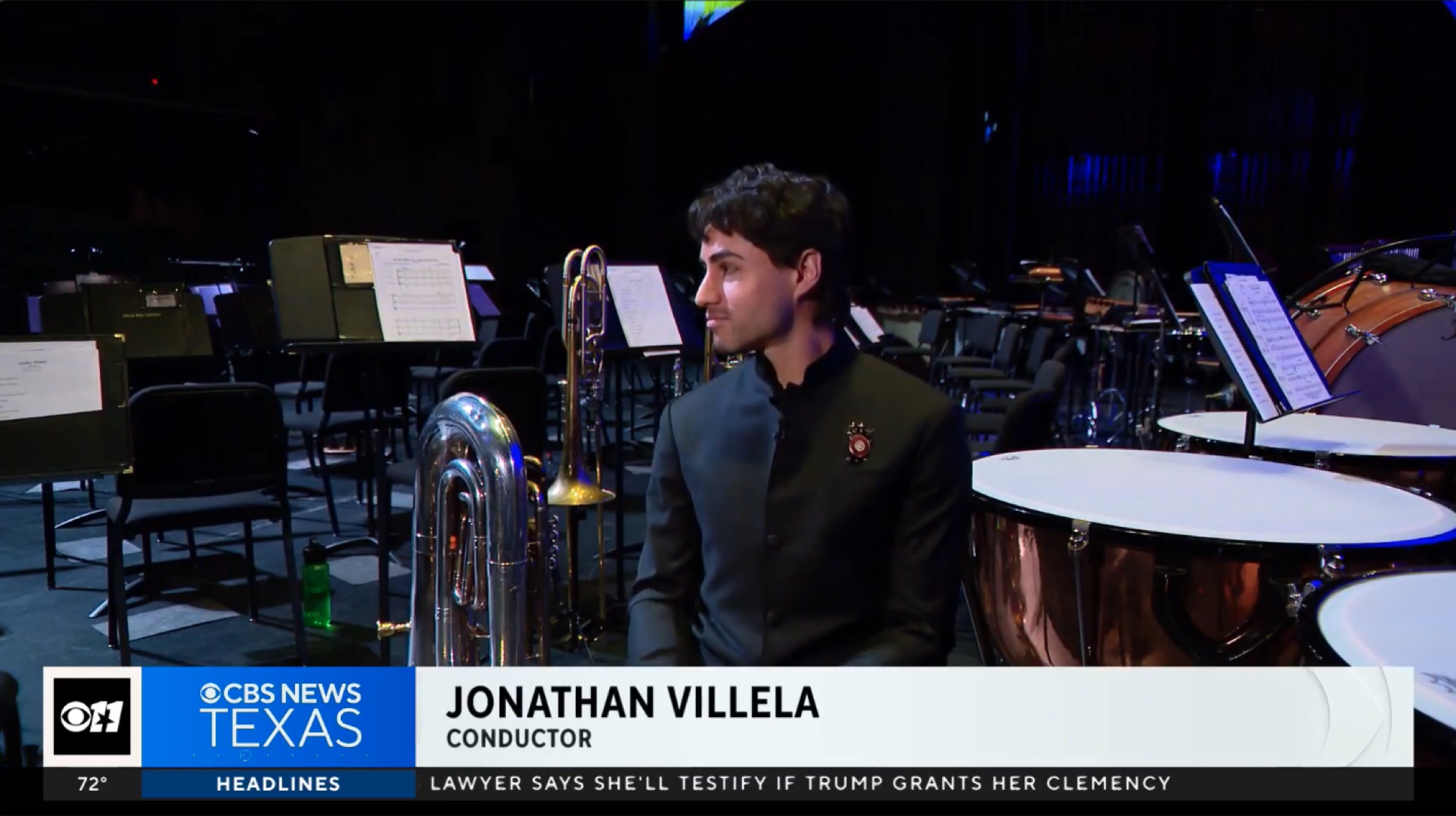 Jonathan Villela conducting gallery image 15